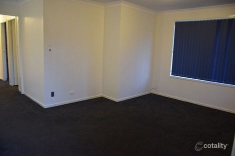 Property photo of 1/7 Cowmeadow Road Mount Hutton NSW 2290