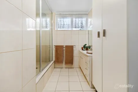 Property photo of 4/641 Toorak Road Toorak VIC 3142