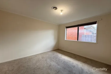 Property photo of 6 Day Place Hampton Park VIC 3976