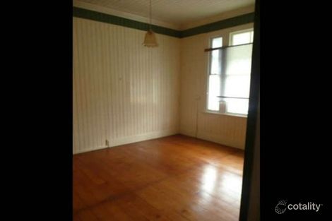 Property photo of 6 Blackstone Road Newtown QLD 4305