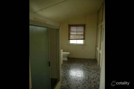 Property photo of 6 Blackstone Road Newtown QLD 4305