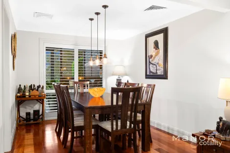 Property photo of 11 Daintree Place Dural NSW 2158