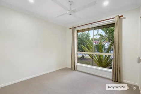 Property photo of 2 Baccata Place Forest Lake QLD 4078