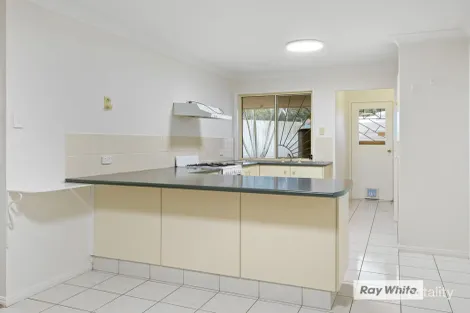 Property photo of 2 Baccata Place Forest Lake QLD 4078