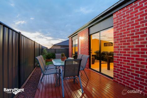 Property photo of 18 Ventasso Street Clyde North VIC 3978