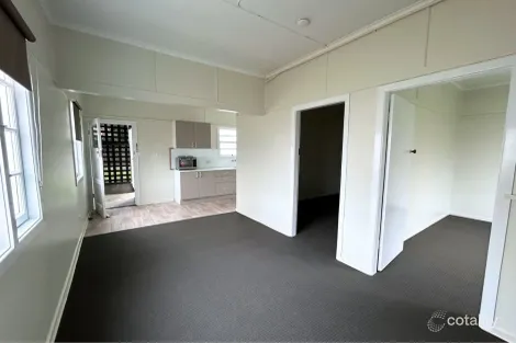 3/4 Dix St, Redcliffe, QLD 4020