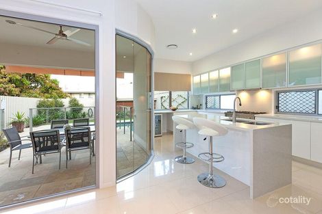 Property photo of 45 Harrison Street Bulimba QLD 4171