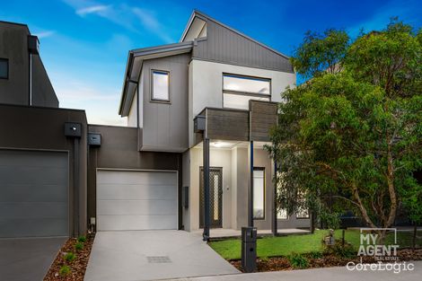 Property photo of 25 Everglade Crescent Roxburgh Park VIC 3064