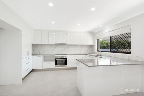 33 Karbunya St, Mermaid Waters, QLD 4218