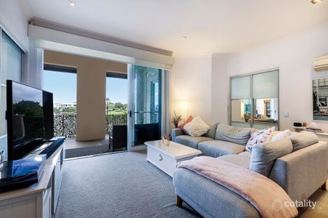 Property photo of 4/3030 The Boulevarde Carrara QLD 4211