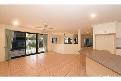 Property photo of 17 Dartmouth Court Varsity Lakes QLD 4227