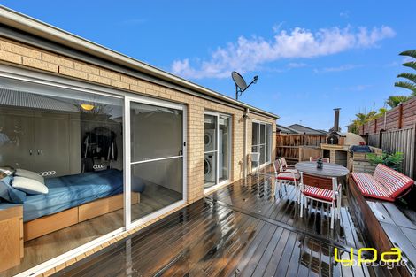 Property photo of 18 Guinea Flower Drive Cranbourne West VIC 3977