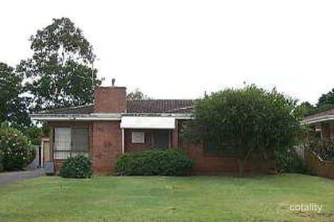 18 Lukin Way, Bassendean, WA 6054