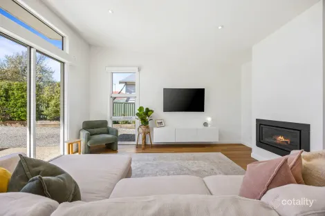 Property photo of 606 Howitt Street Ballarat North VIC 3350
