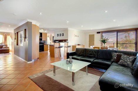 Property photo of 76 Horsley Drive Horsley NSW 2530