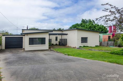 Property photo of 10 Amor Street Mount Gambier SA 5290
