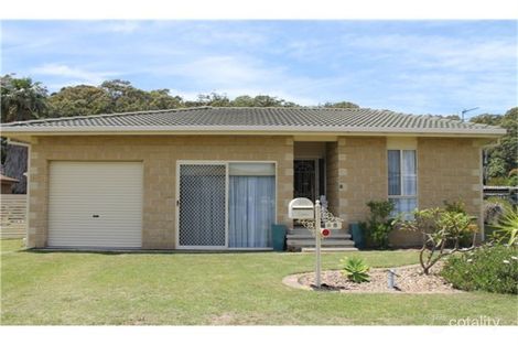 Property photo of 8 Eugenia Place Maloneys Beach NSW 2536