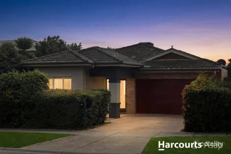 Property photo of 8 Nature Circuit Cranbourne North VIC 3977
