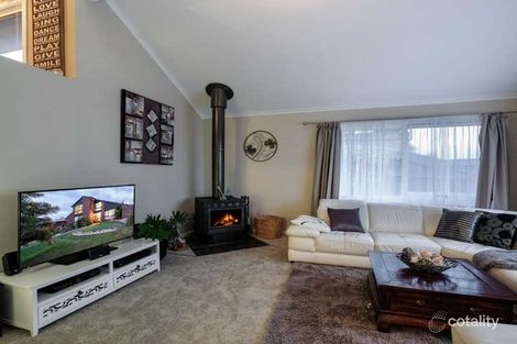 Property photo of 4 Carlogie Place Darley VIC 3340