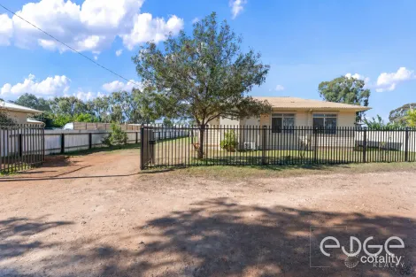 4 George St, Peterborough, SA 5422