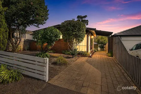 154 SEVENTH AVE, ROSEBUD, VIC 3939