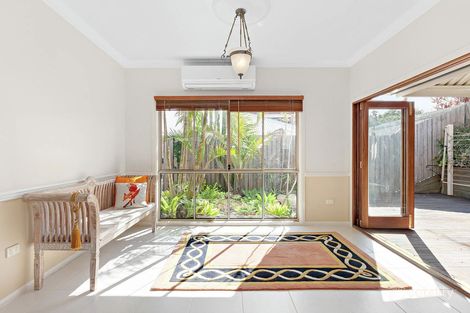 Property photo of 18 Joffre Place Forest Lake QLD 4078