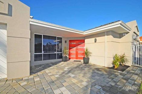 Property photo of 17 Grey-Smith Gardens Woodvale WA 6026