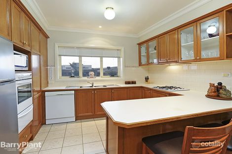 Property photo of 1 Bayview Court Highton VIC 3216