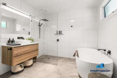 Property photo of 5/24 Holyrood Street Hampton VIC 3188