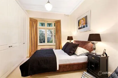 Property photo of 20 Broadway Elwood VIC 3184