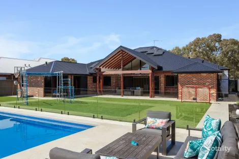 Property photo of 75 Orange Avenue Upper Swan WA 6069