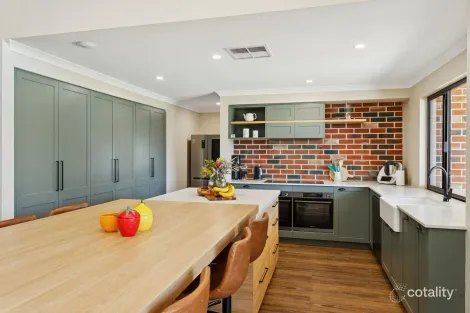 Property photo of 75 Orange Avenue Upper Swan WA 6069