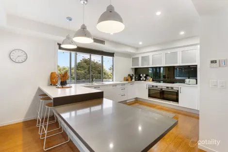 Property photo of 2/27 Sunshine Parade Miami QLD 4220