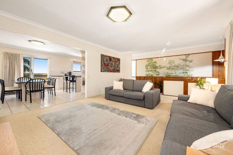 Property photo of 11 Koumala Street Mansfield QLD 4122