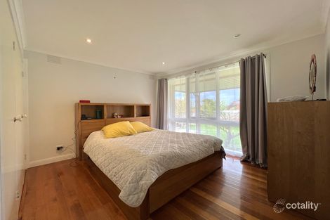 Property photo of 15 Ahern Road Pakenham VIC 3810