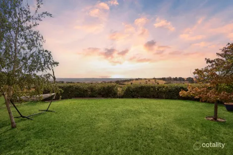 2669 Sapphire Rd, Wheeo, NSW 2583