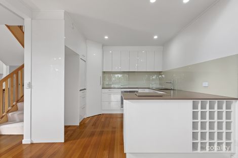 Property photo of 13/9 Rosecliffe Street Highgate Hill QLD 4101