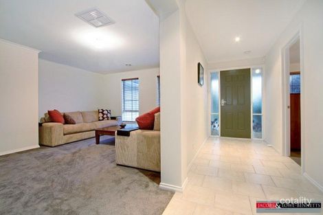 Property photo of 10 Phillips Court Mount Martha VIC 3934