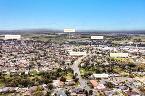 Property photo of 76 Hothlyn Drive Craigieburn VIC 3064