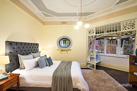 Property photo of 2 Ilma Grove Northcote VIC 3070