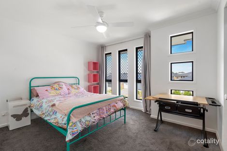 Property photo of 30 Raboki Crescent Logan Reserve QLD 4133