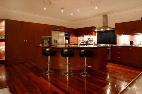 Property photo of 10 Wichmann Road Attadale WA 6156