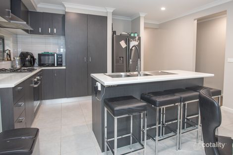 Property photo of 37 Cromarty Circuit Darley VIC 3340