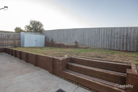 Property photo of 37 Cromarty Circuit Darley VIC 3340