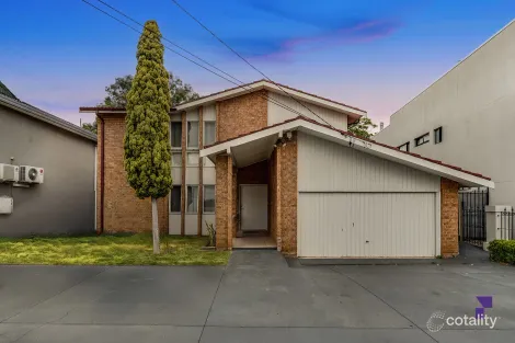 Property photo of 5 Islington Crescent Greenacre NSW 2190