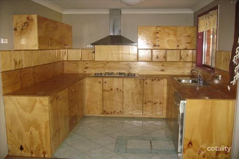 Property photo of 125 Colebee Crescent Hassall Grove NSW 2761