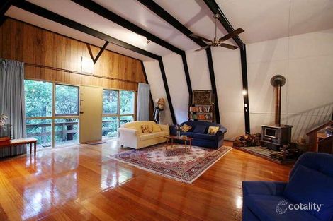 Property photo of 4 Lakeside Drive Emerald VIC 3782