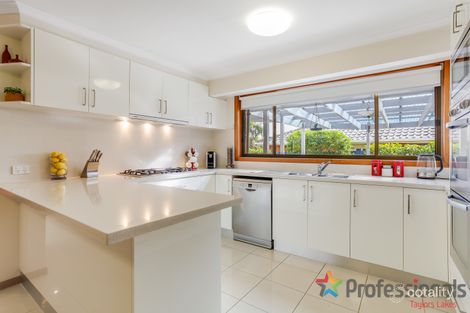 Property photo of 5 Chichester Drive Taylors Lakes VIC 3038