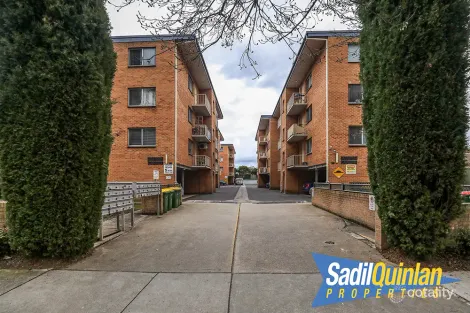Property photo of 12/18-20 Booth Street Queanbeyan East NSW 2620