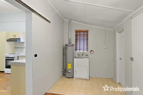 Property photo of 220 Edward Street Wagga Wagga NSW 2650